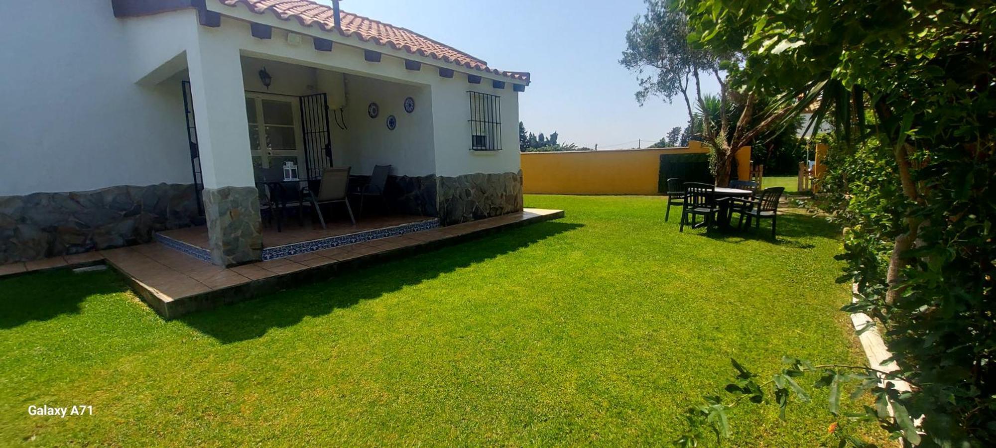 Chalet La Huerta 2 Amplios Jardines Barbacoa Y Wifi Conil De La Frontera Exterior photo